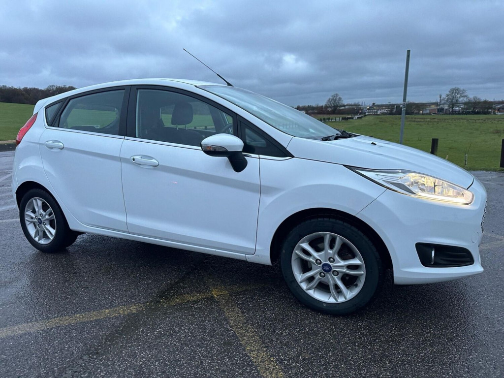FORD FIESTA