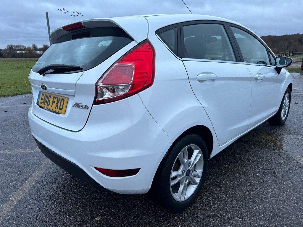 FORD FIESTA
