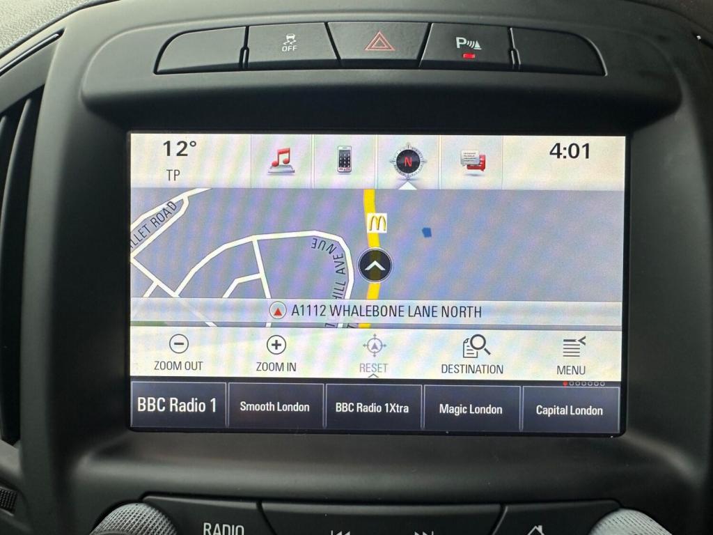 VAUXHALL INSIGNIA