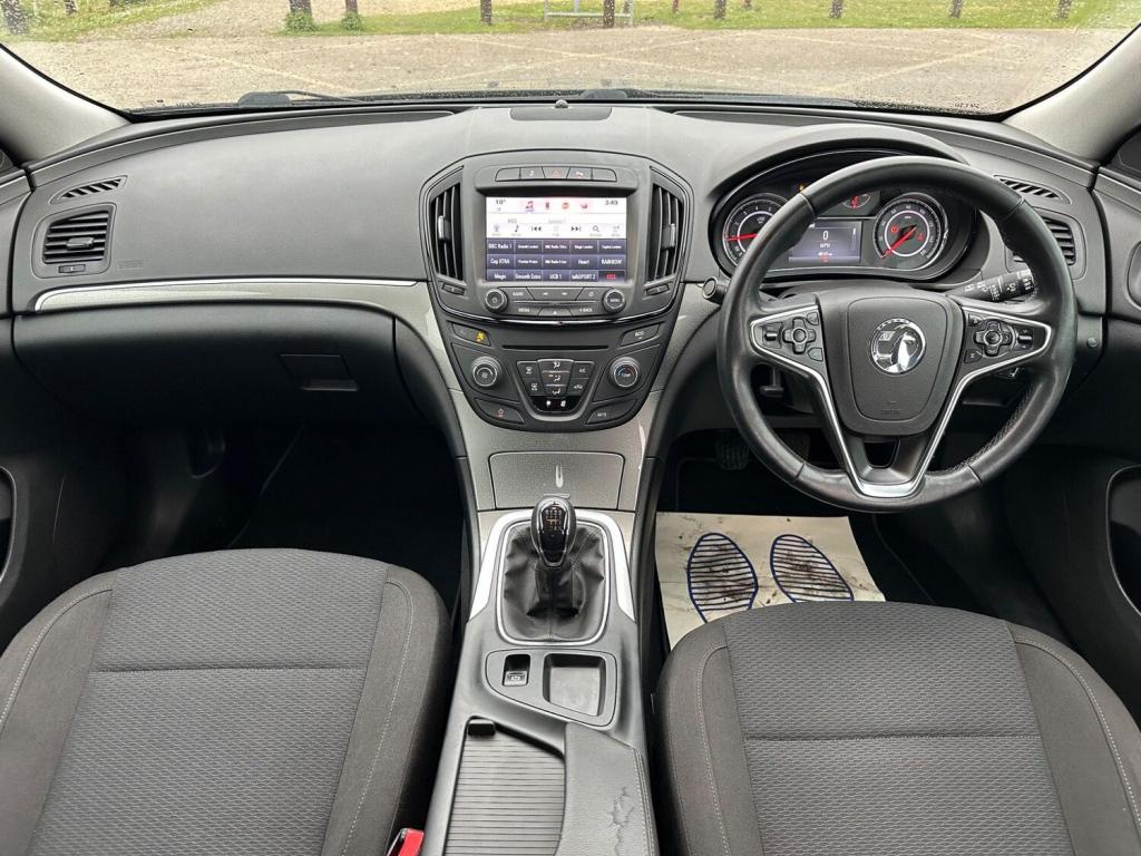 VAUXHALL INSIGNIA