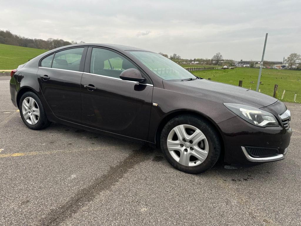 VAUXHALL INSIGNIA