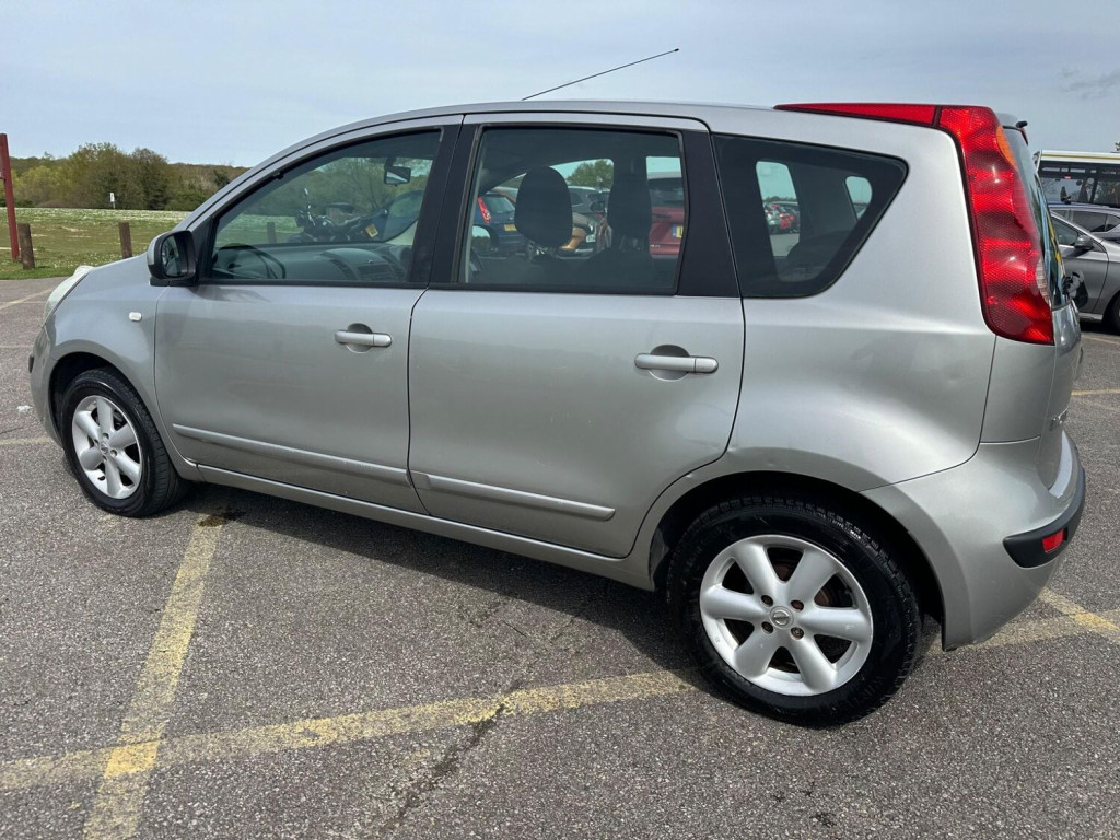NISSAN NOTE