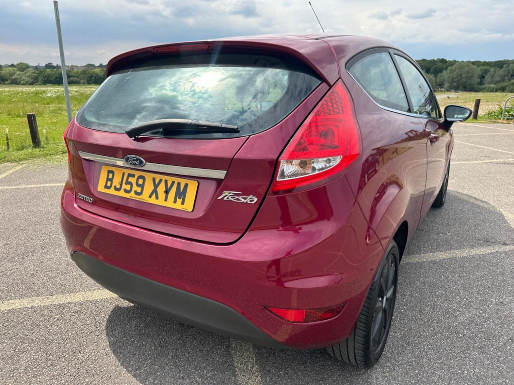 FORD FIESTA