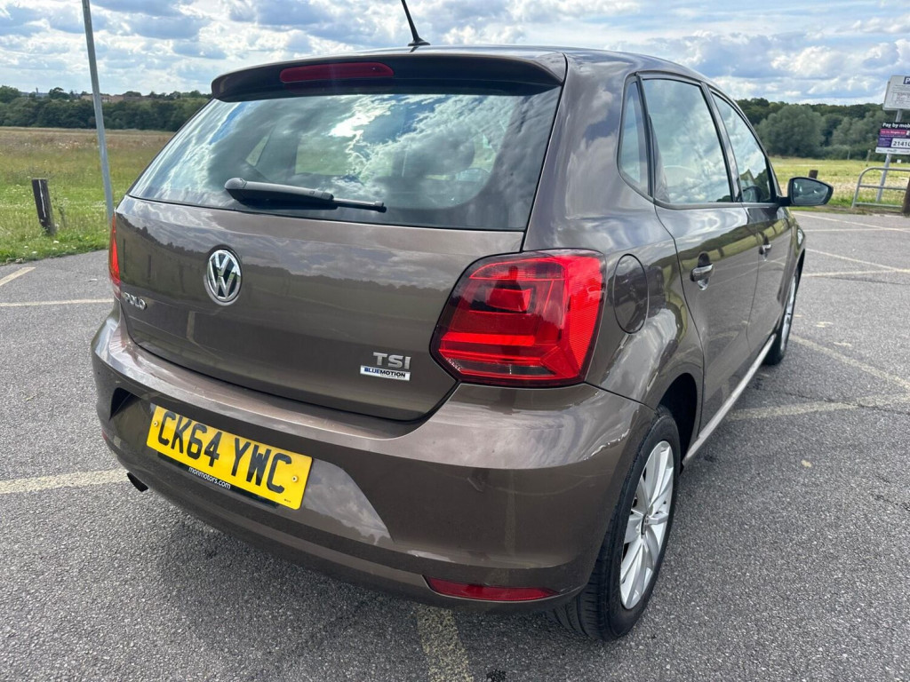 VOLKSWAGEN POLO