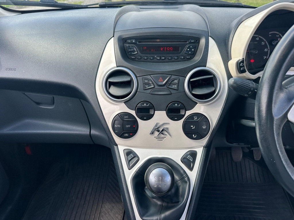 FORD KA