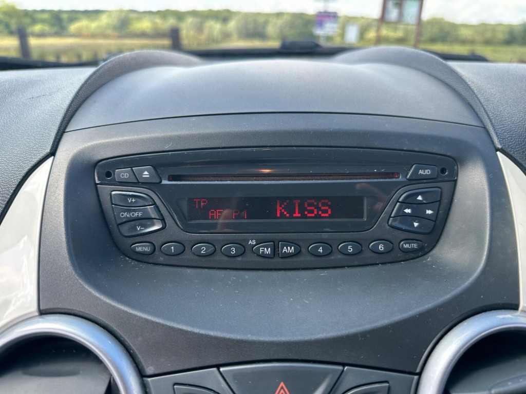 FORD KA
