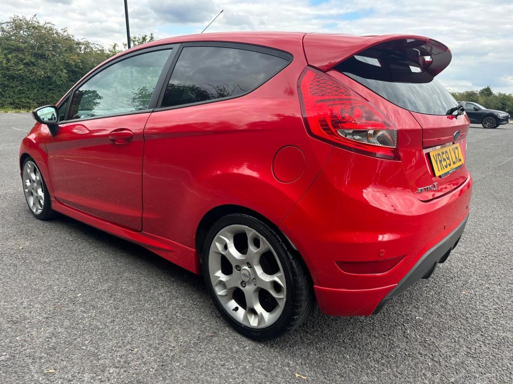 FORD FIESTA
