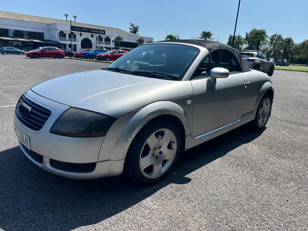AUDI TT
