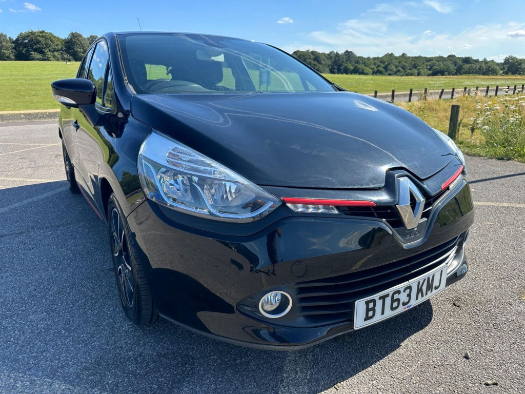 View RENAULT CLIO 0.9 TCe Dynamique MediaNav Euro 5 (s/s) 5dr