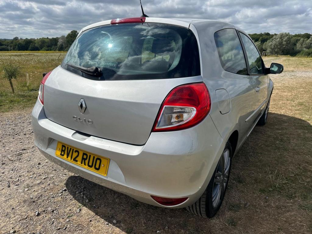 RENAULT CLIO