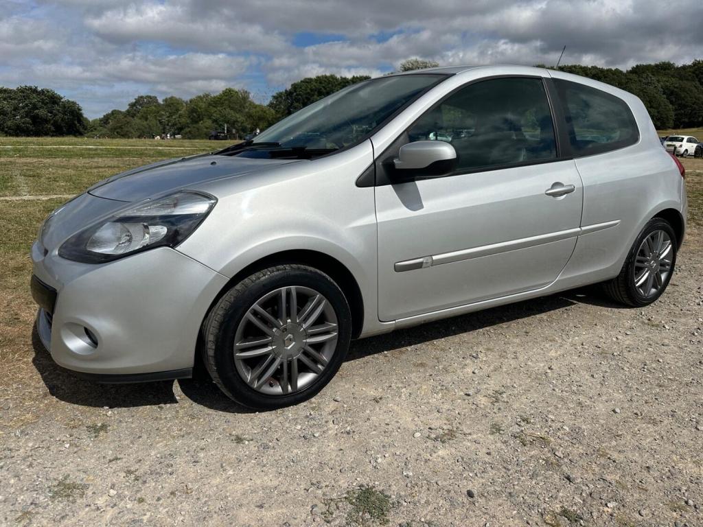 RENAULT CLIO