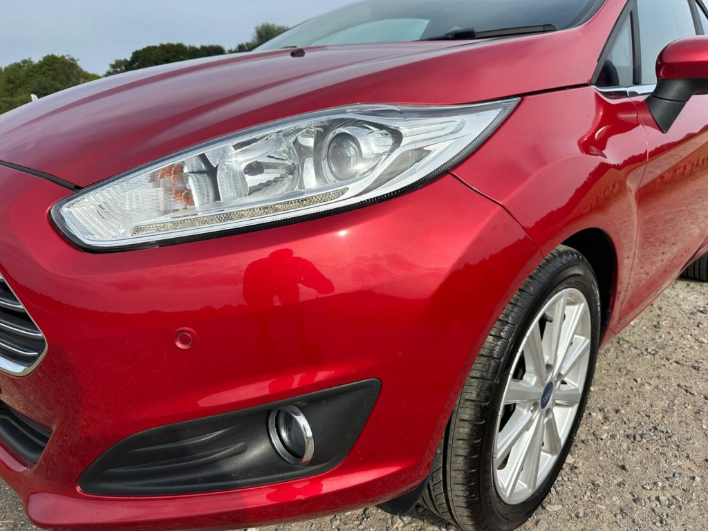 FORD FIESTA