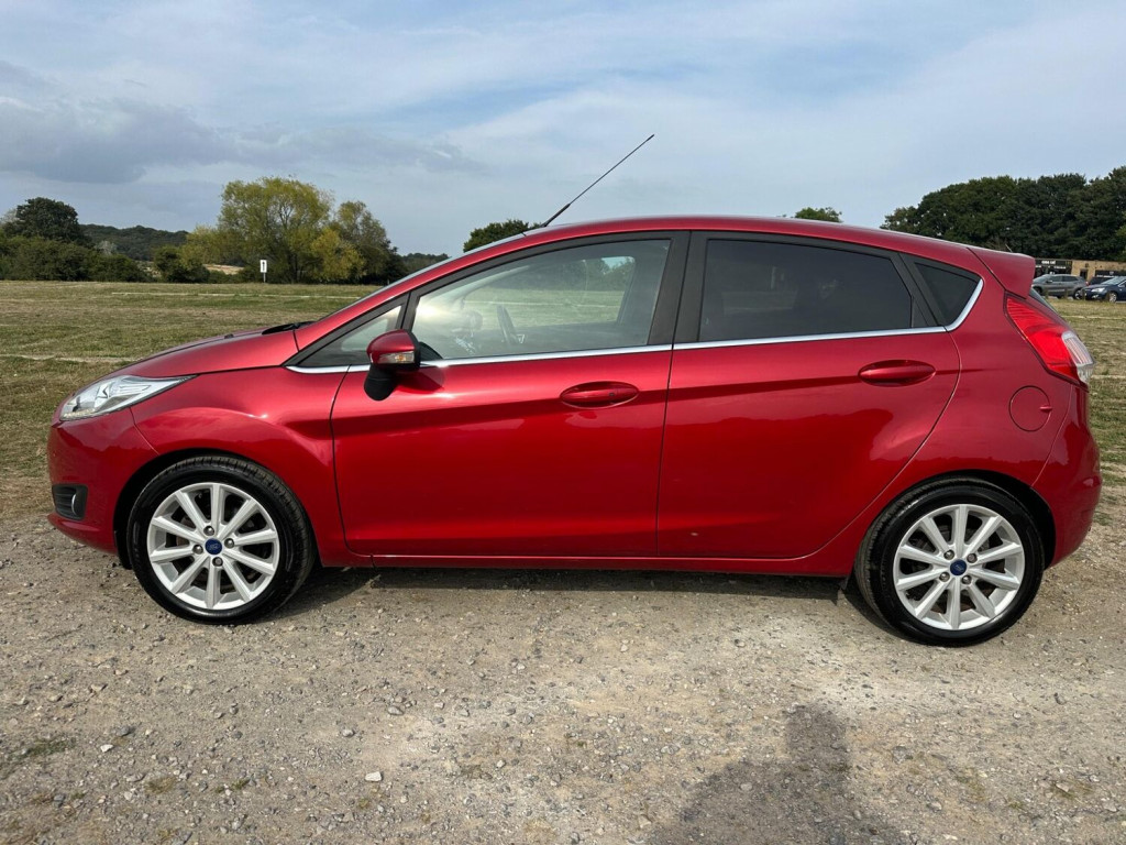 FORD FIESTA