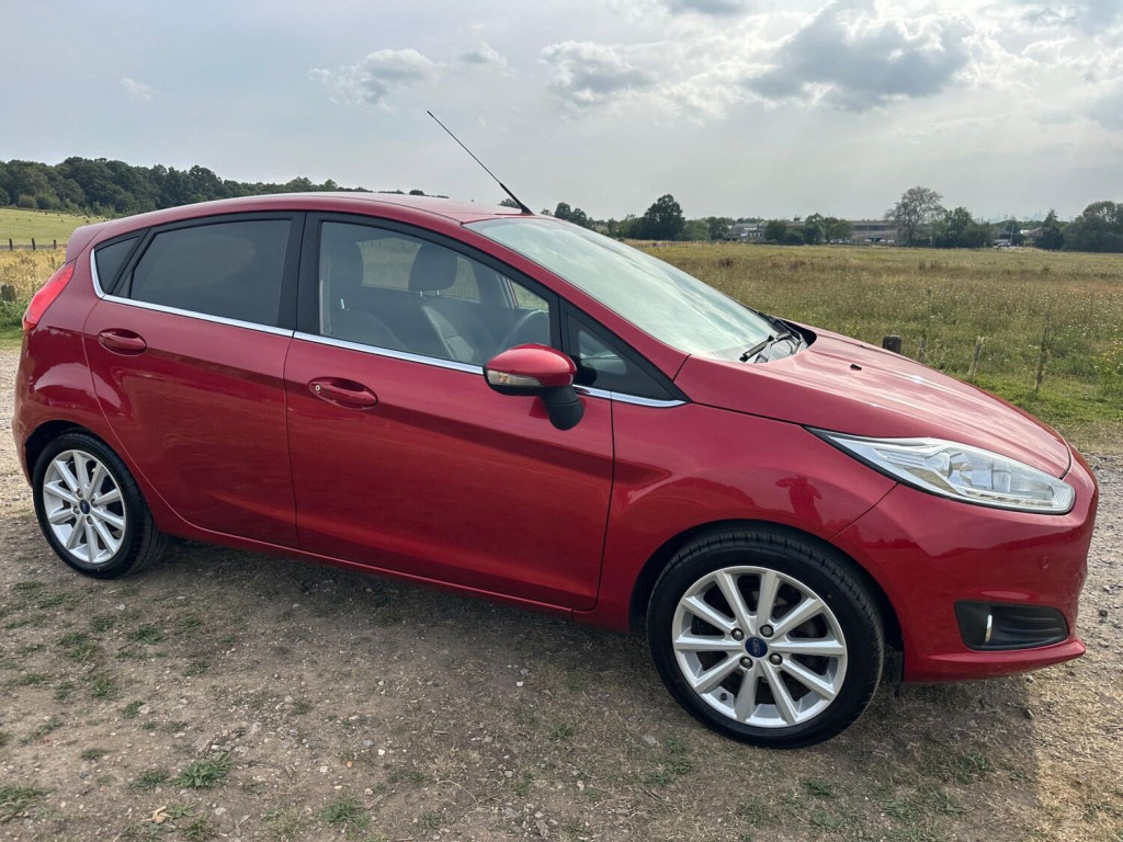 FORD FIESTA