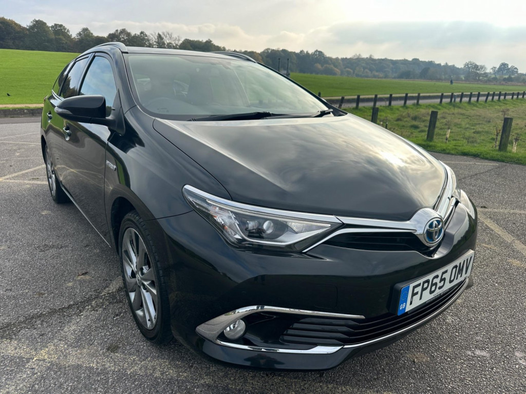 View TOYOTA AURIS 1.8 VVT-h Excel Touring Sports CVT Euro 6 (s/s) 5dr