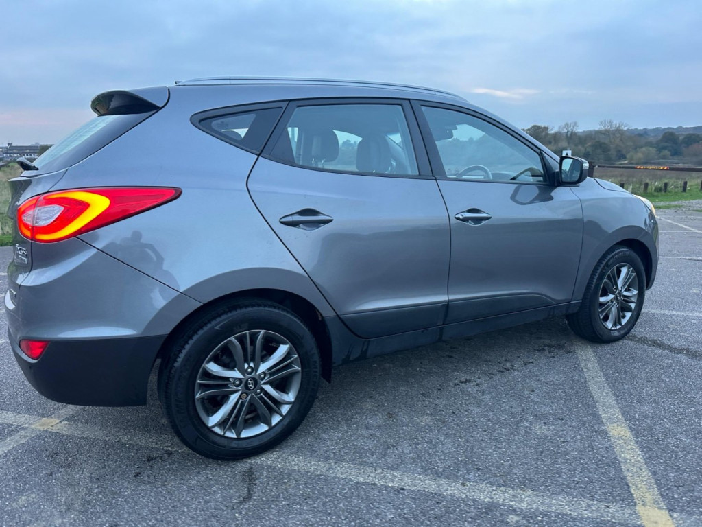 HYUNDAI IX35