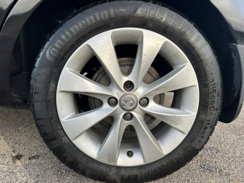 VAUXHALL CORSA