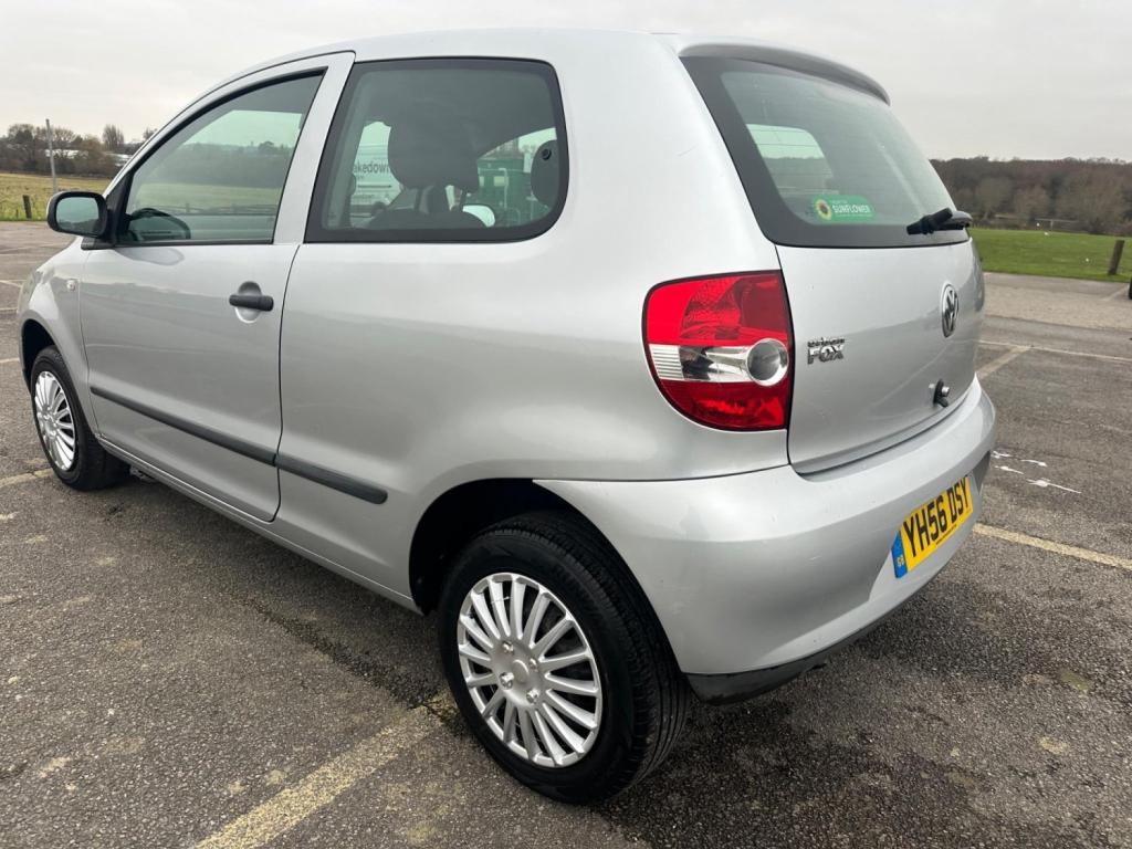 VOLKSWAGEN FOX
