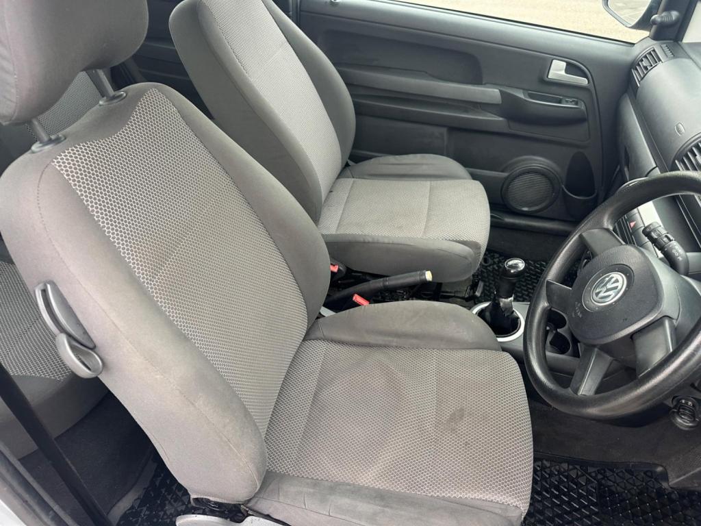 VOLKSWAGEN FOX