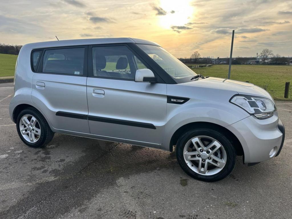 KIA SOUL