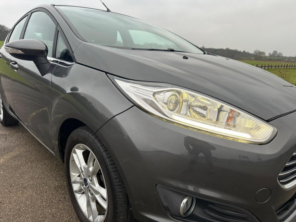 FORD FIESTA
