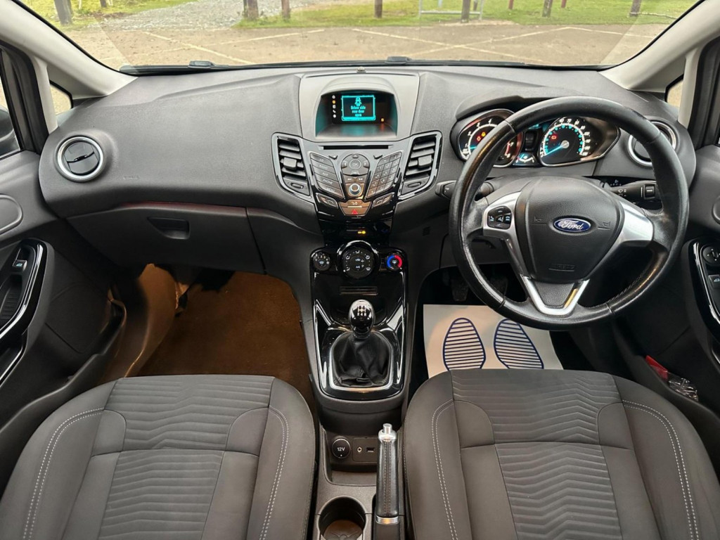 FORD FIESTA