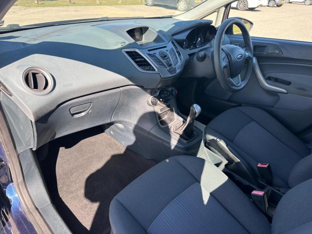 FORD FIESTA