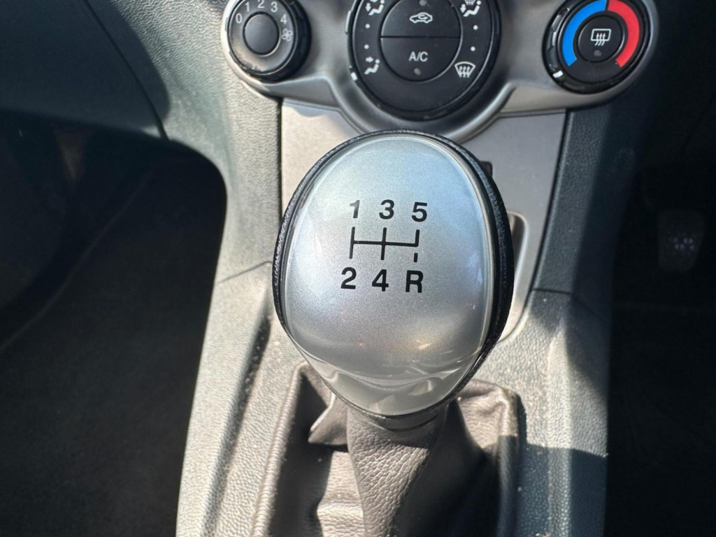 FORD FIESTA