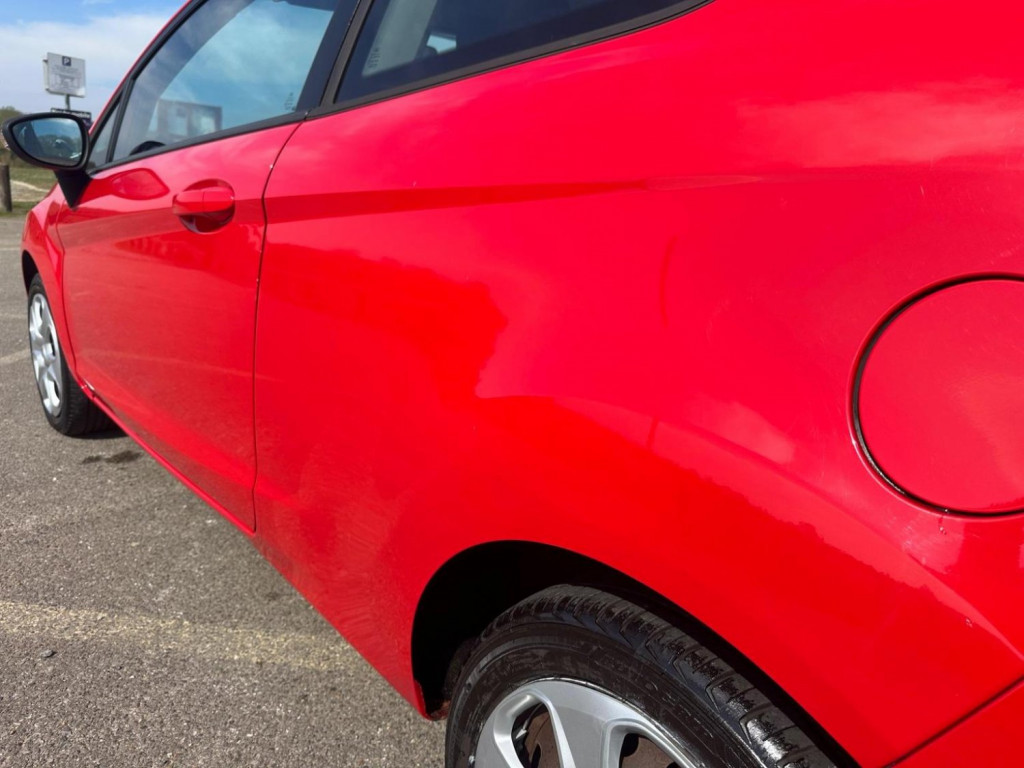 FORD FIESTA