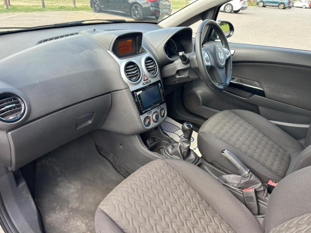 VAUXHALL CORSA