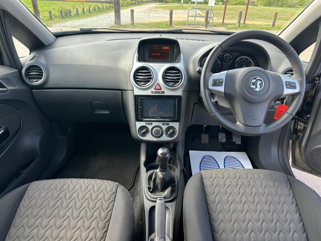 VAUXHALL CORSA