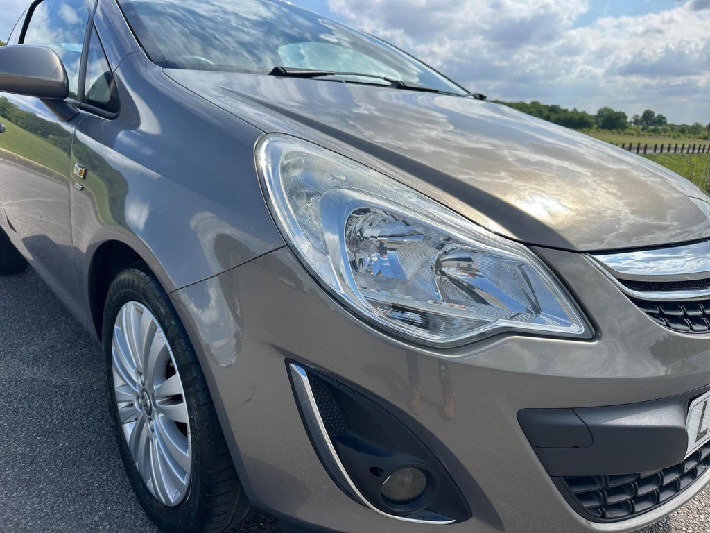 VAUXHALL CORSA