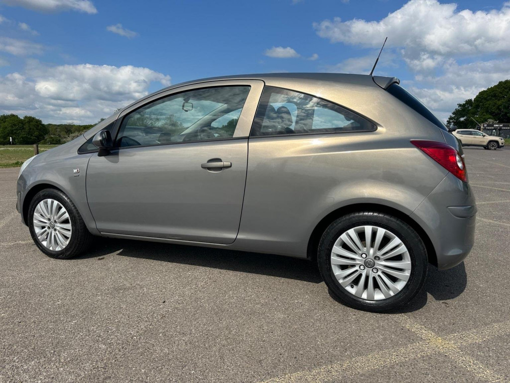 VAUXHALL CORSA