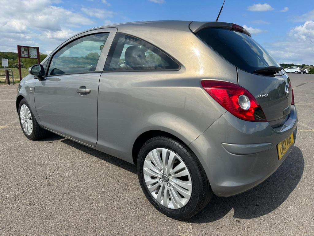 VAUXHALL CORSA