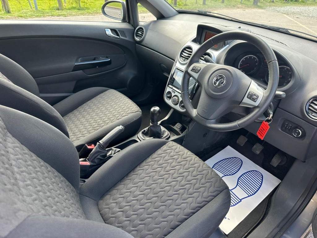 VAUXHALL CORSA