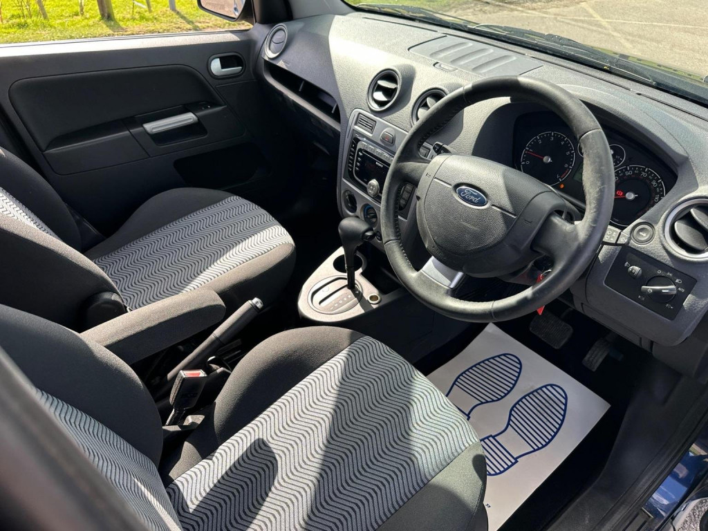 FORD FUSION