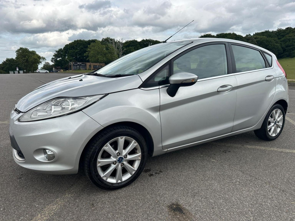 FORD FIESTA