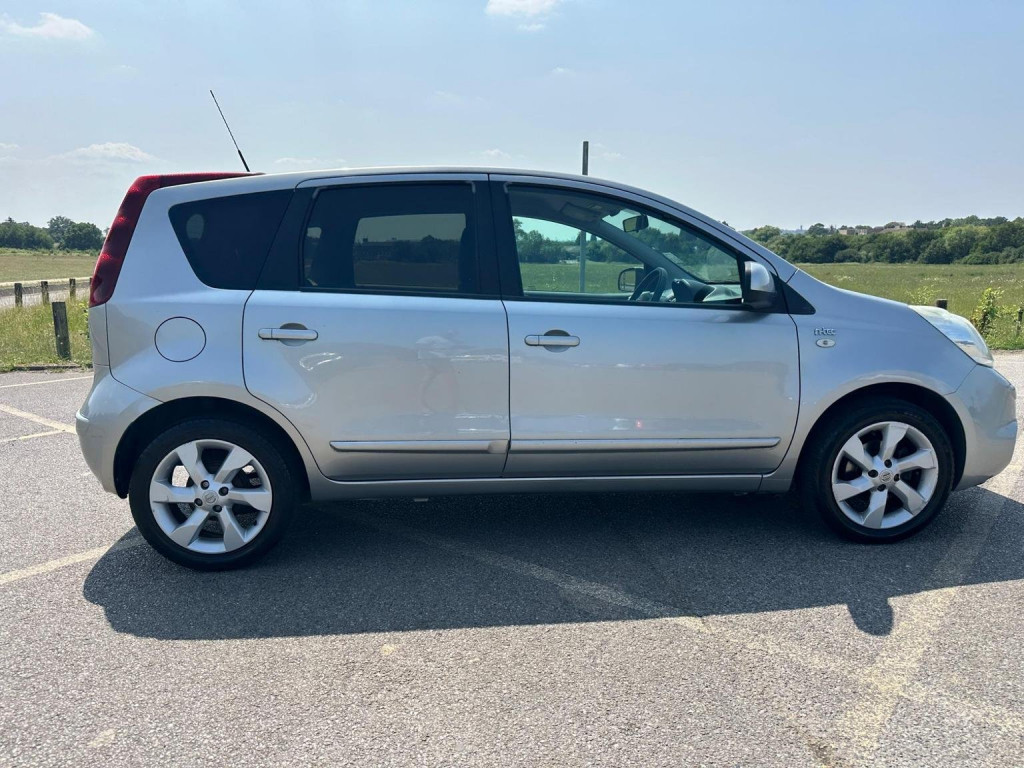 NISSAN NOTE
