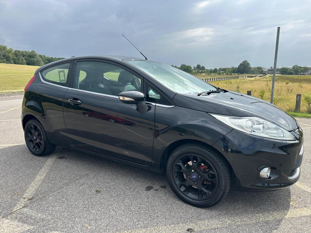 FORD FIESTA