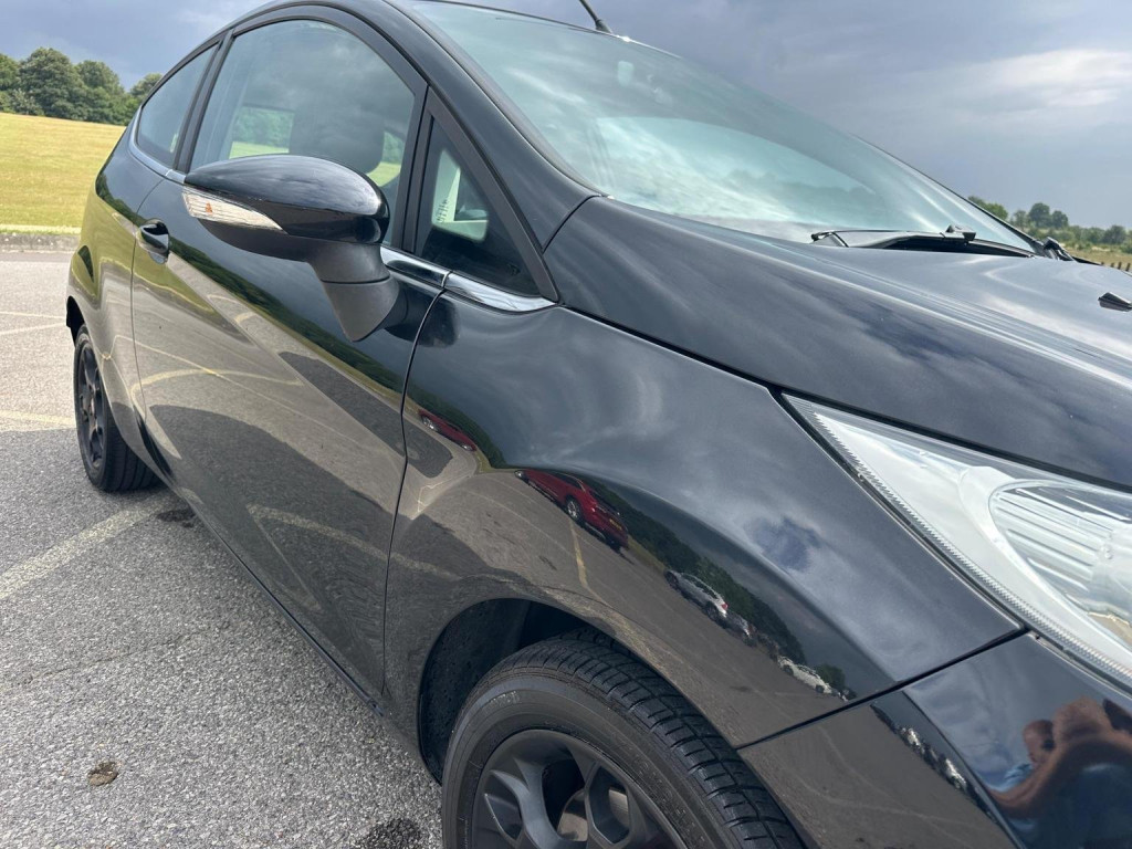 FORD FIESTA