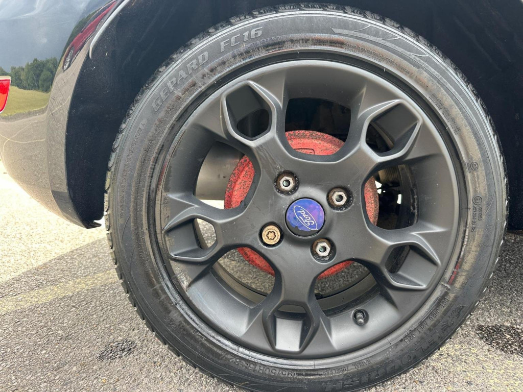 FORD FIESTA