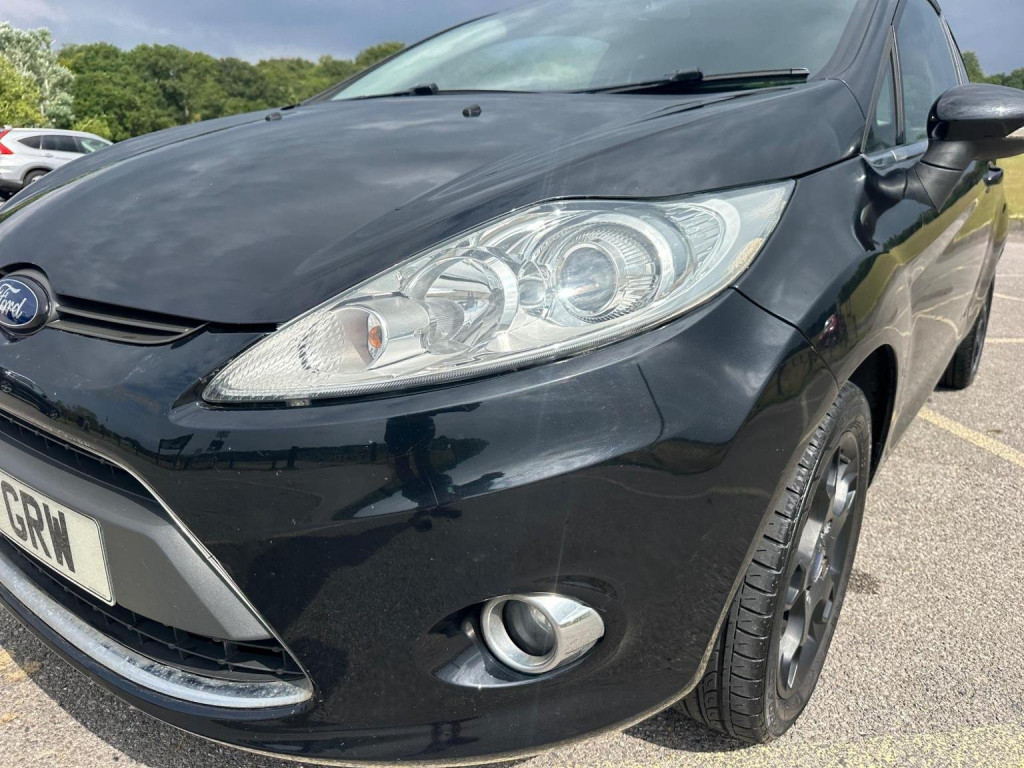 FORD FIESTA