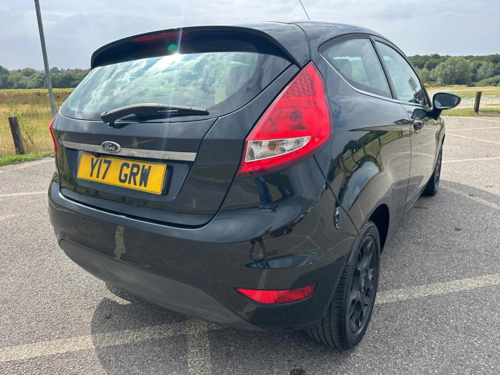 FORD FIESTA
