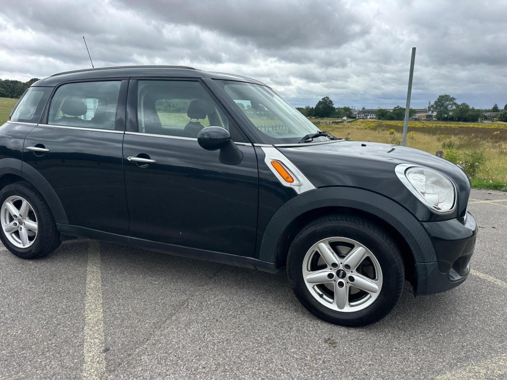 MINI COUNTRYMAN
