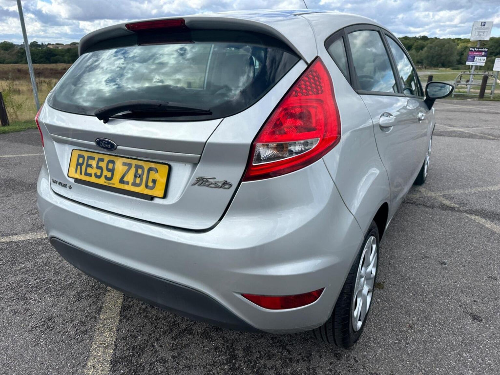 FORD FIESTA
