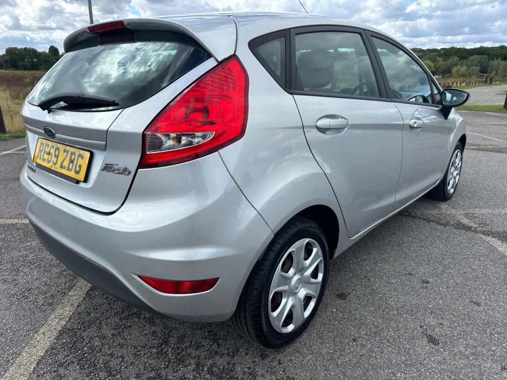 FORD FIESTA