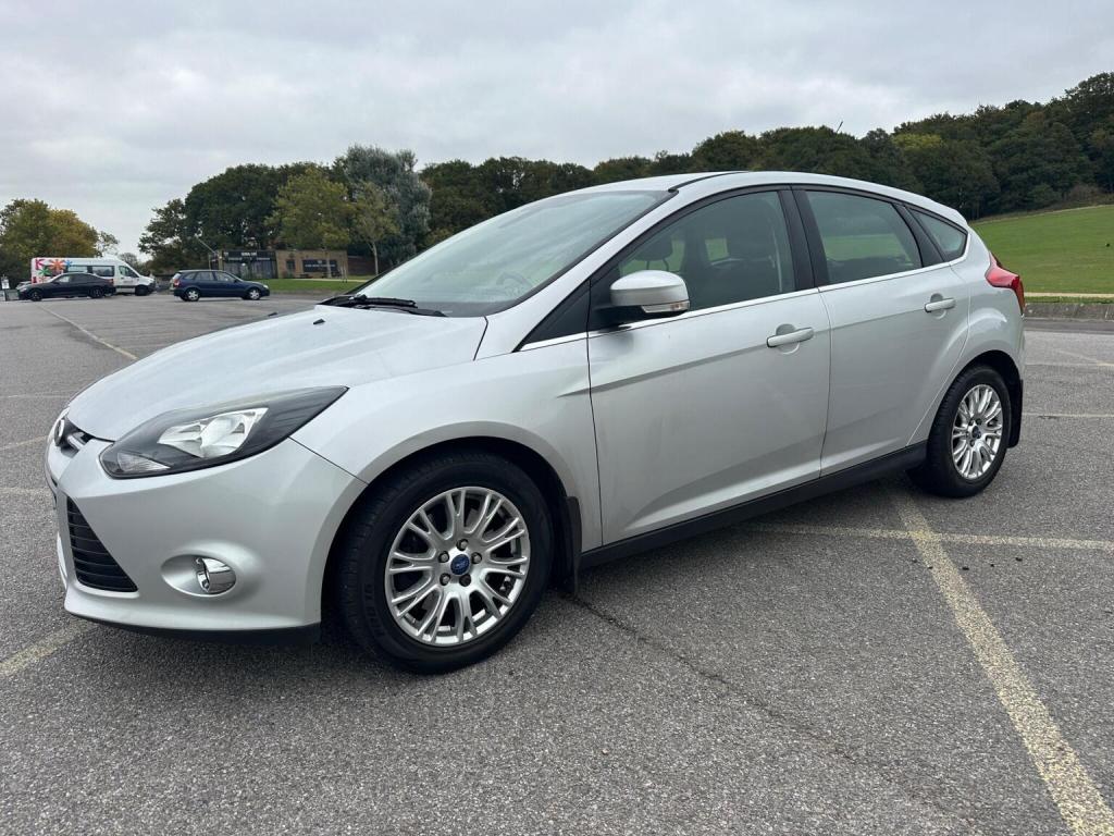 FORD FOCUS
