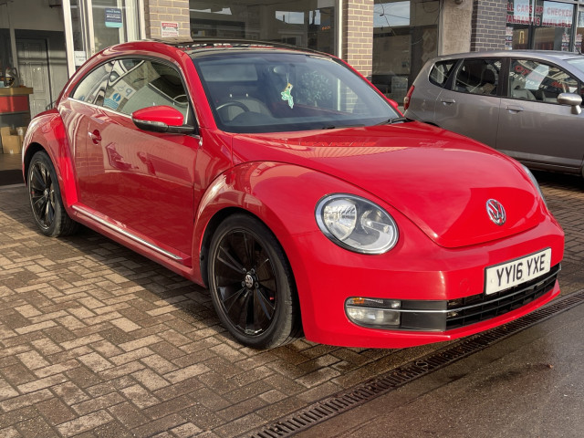 VOLKSWAGEN BEETLE 2.0 TDI BlueMotion Tech Design (2016/16)