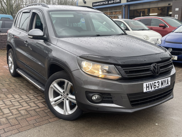 VOLKSWAGEN TIGUAN 2.0 TDI BlueMotion Tech Match (2013/63)