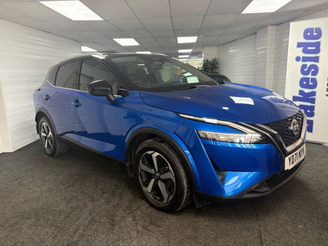 NISSAN QASHQAI 1.3 DIG-T MHEV Premiere Edition (2021/71)